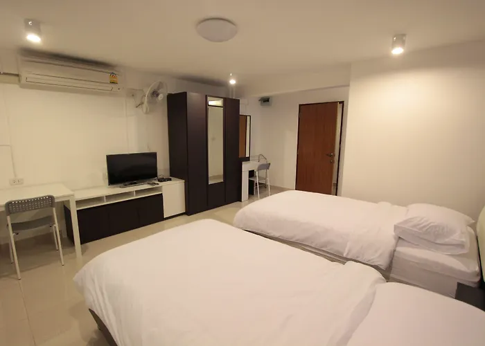 Napaville Huai Khwang Hostel Bangkok