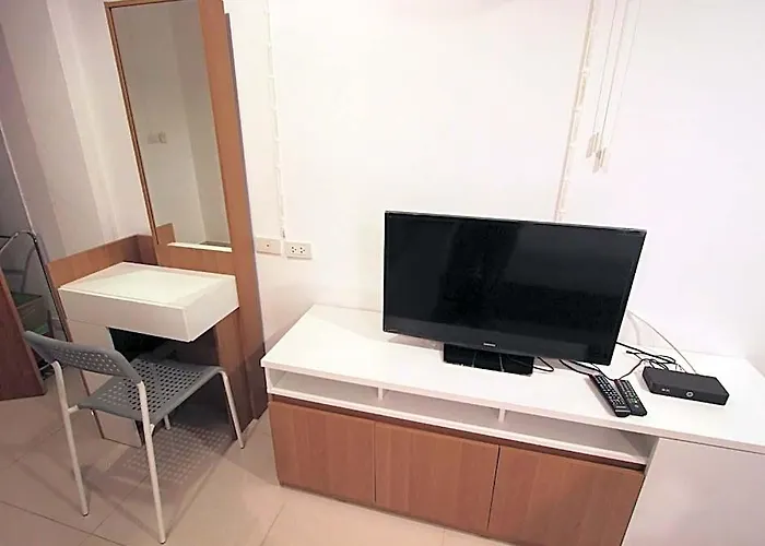 Hostel Napaville Huai Khwang