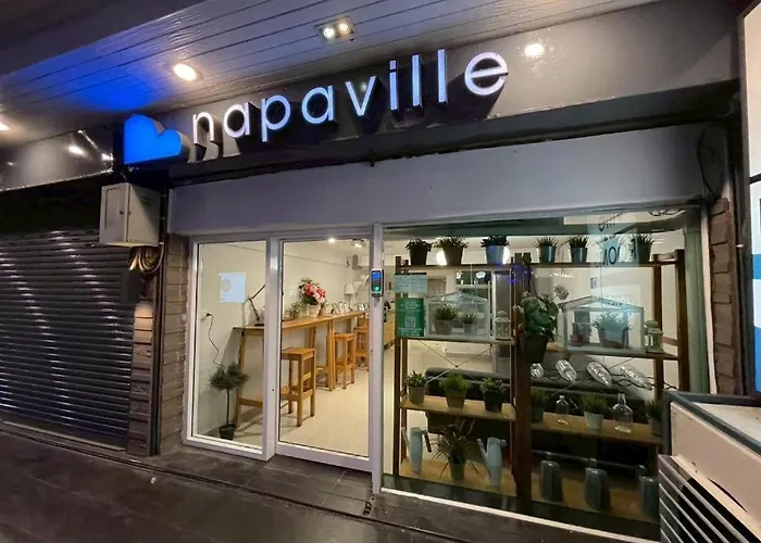 Napaville Huai Khwang אכסניה *
